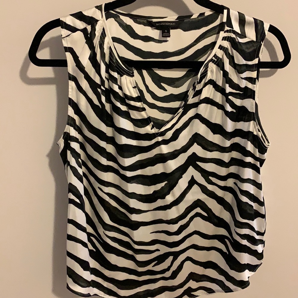 Zebra print sleeveless top